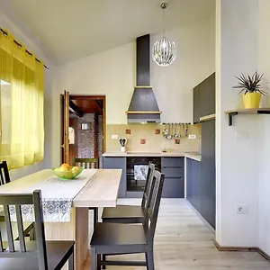 Ambrosiana Ferienhaus